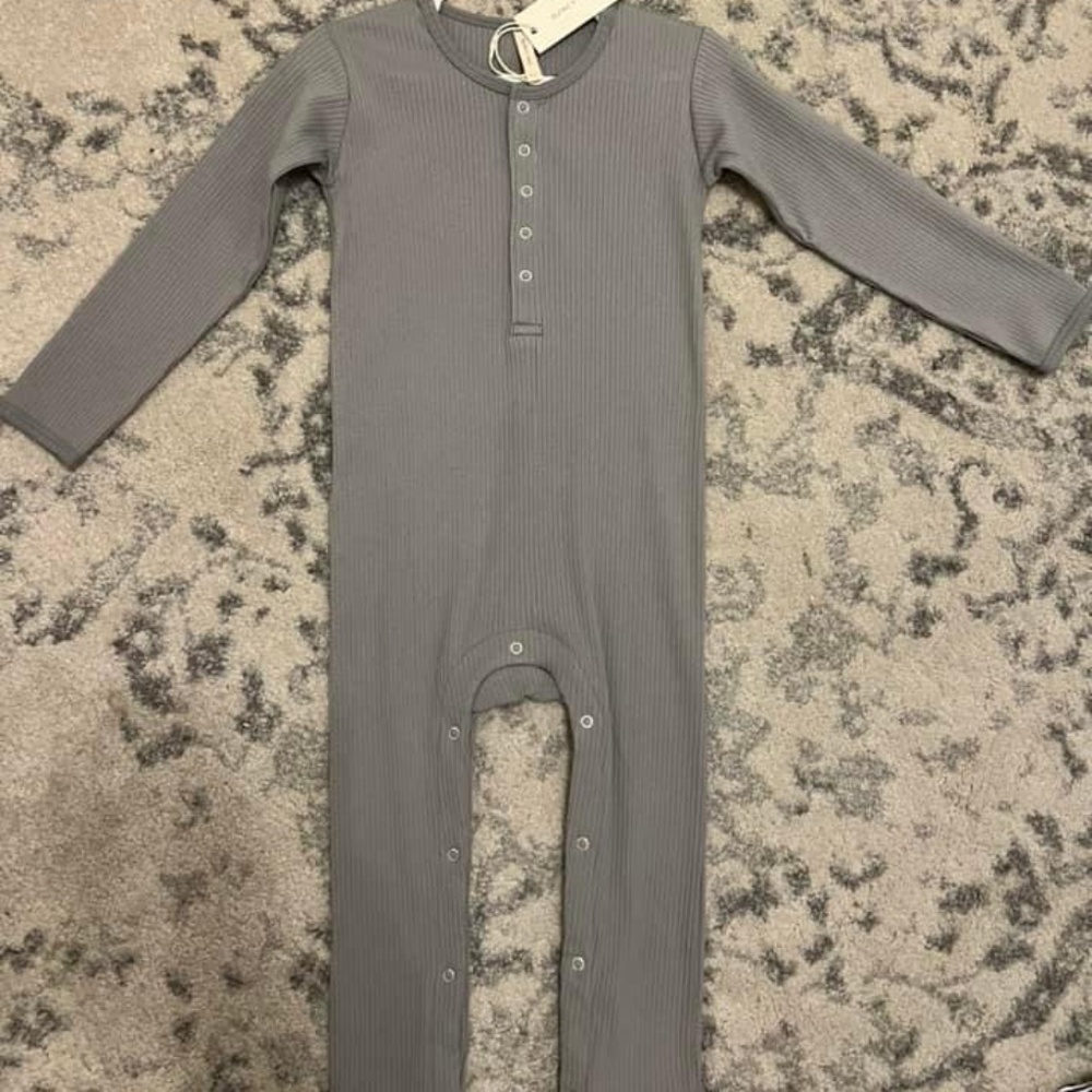Quincy Mae outfit size 2-3 years